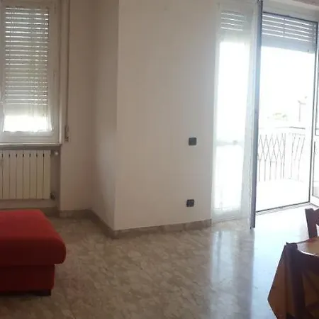 Sul Mare Famiglie Ed Amici Fino 10 Posti Διαμέρισμα